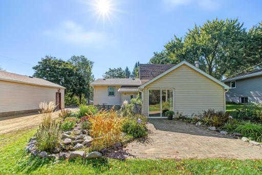 7918 Stillwater Boulevard N, Oakdale, MN 55128
