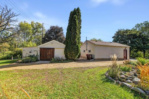 7918 Stillwater Boulevard N, Oakdale, MN 55128