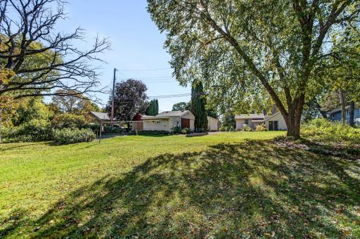 7918 Stillwater Boulevard N, Oakdale, MN 55128