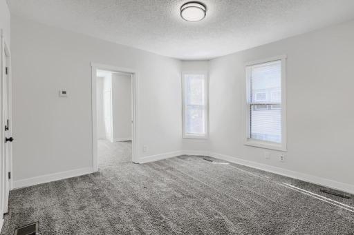 2631 Girard Avenue N, Minneapolis, MN 55411
