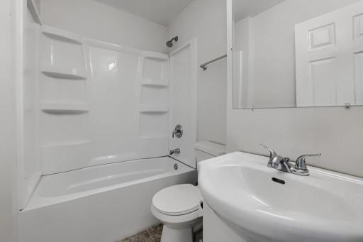 2631 Girard Avenue N, Minneapolis, MN 55411