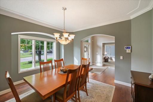 10520 Pinnacle Way, Woodbury, MN 55129