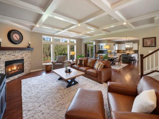 10520 Pinnacle Way, Woodbury, MN 55129