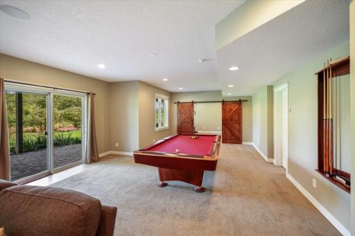 10520 Pinnacle Way, Woodbury, MN 55129
