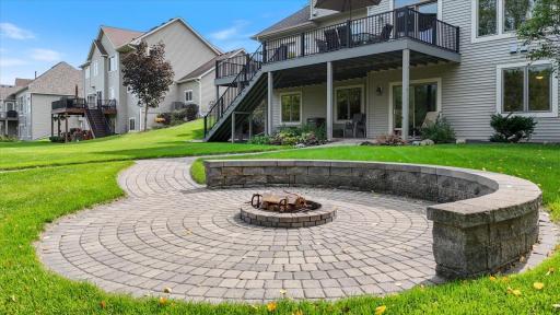 10520 Pinnacle Way, Woodbury, MN 55129
