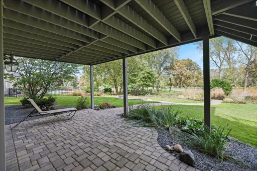 10520 Pinnacle Way, Woodbury, MN 55129