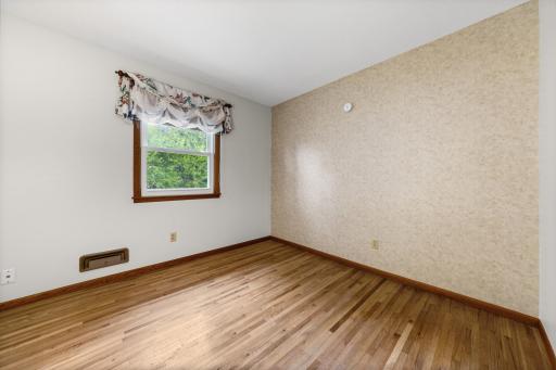 5421 Xylon Avenue N, New Hope, MN 55428