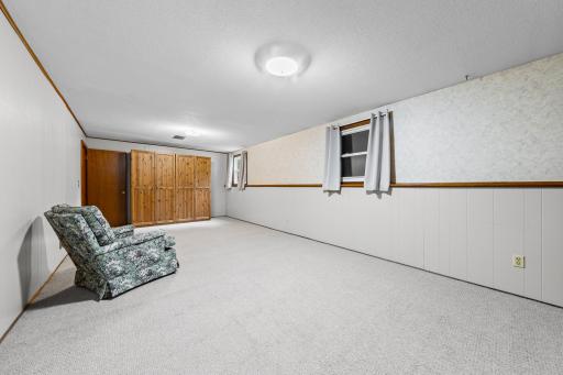 5421 Xylon Avenue N, New Hope, MN 55428