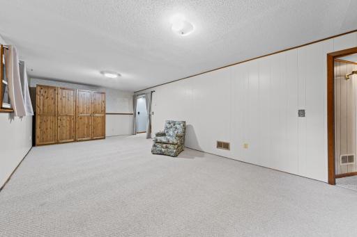 5421 Xylon Avenue N, New Hope, MN 55428