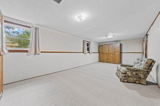 5421 Xylon Avenue N, New Hope, MN 55428