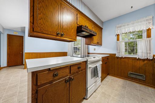 5421 Xylon Avenue N, New Hope, MN 55428