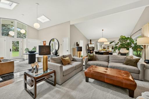 Effortless main floor flow perfect for entertaining large groups or cozying up.
