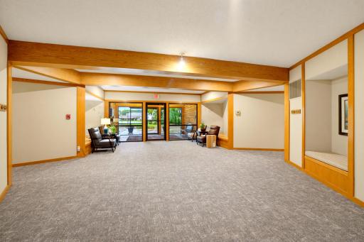 7200 Cahill Road, 106, Edina, MN 55439