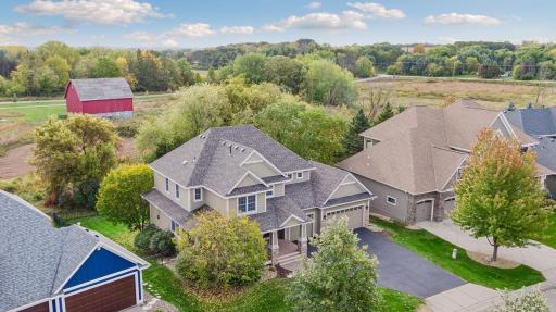 1711 Deephaven Drive, Woodbury, MN 55129
