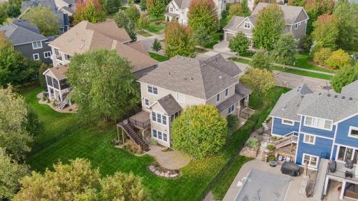 1711 Deephaven Drive, Woodbury, MN 55129