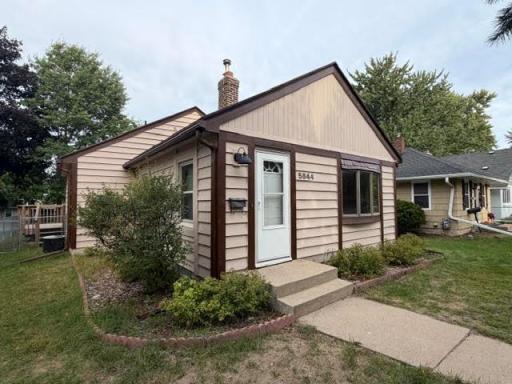 5844 43rd Avenue S, Minneapolis, MN 55417