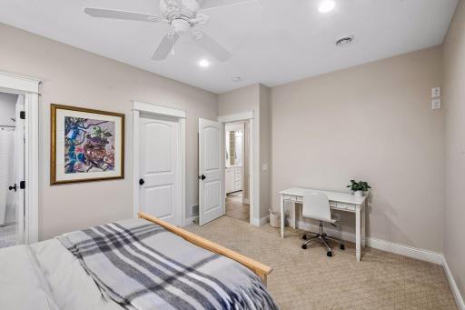 1610 Manchester Place, Waconia, MN 55387