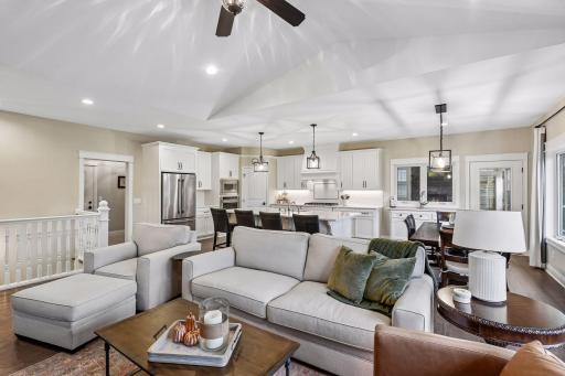 1610 Manchester Place, Waconia, MN 55387