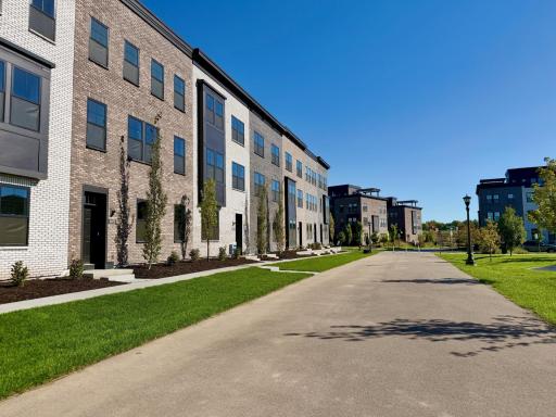2273 Beechwood Avenue, Saint Paul, MN 55116