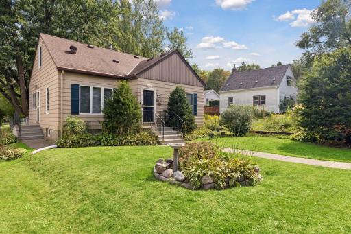 1190 Ottawa Avenue, Saint Paul, MN 55118
