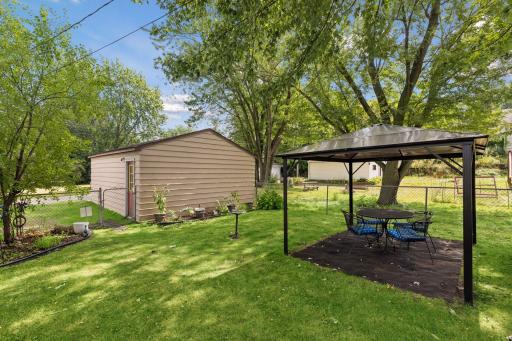 1190 Ottawa Avenue, Saint Paul, MN 55118