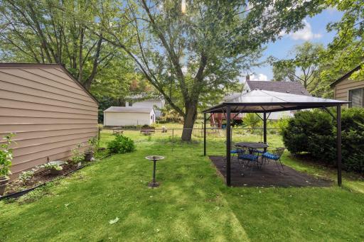 1190 Ottawa Avenue, Saint Paul, MN 55118