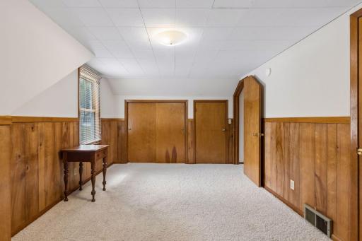 1190 Ottawa Avenue, Saint Paul, MN 55118