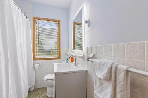 1190 Ottawa Avenue, Saint Paul, MN 55118
