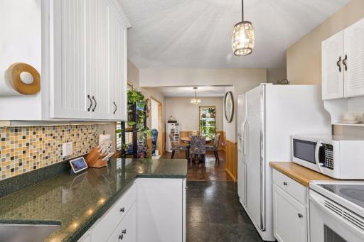 1190 Ottawa Avenue, Saint Paul, MN 55118