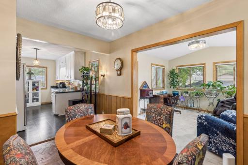 1190 Ottawa Avenue, Saint Paul, MN 55118