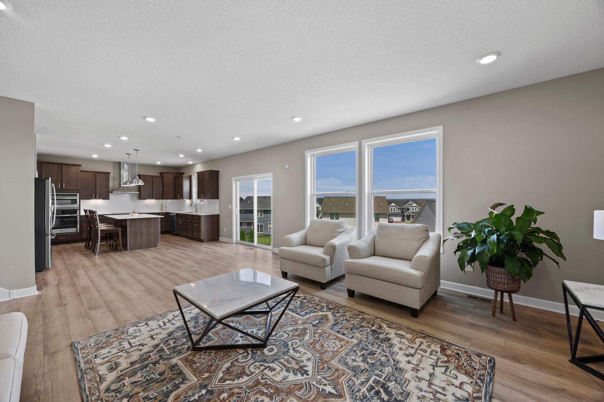 10_Remax_Liv_Box_23_6?24?2026.jpg