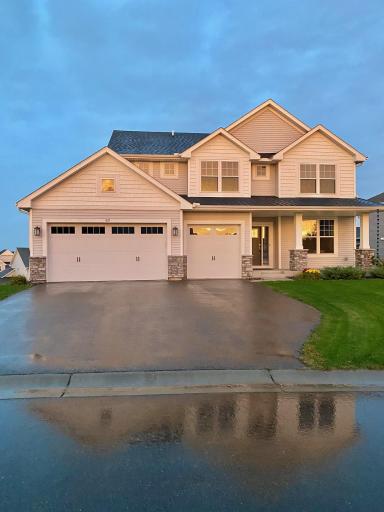 819 Spancil Hill View, Saint Paul, MN 55129