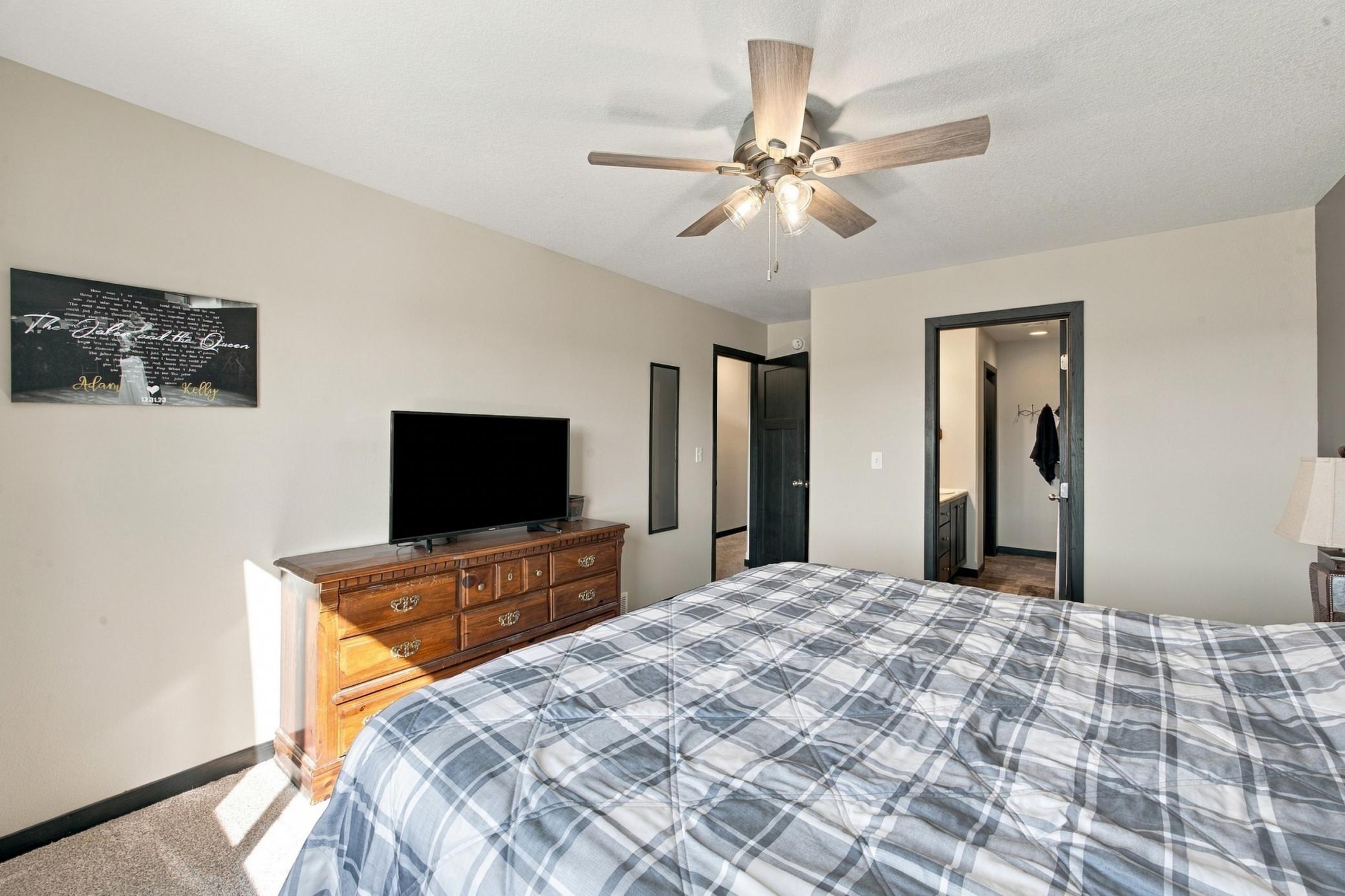 Bedroom #1