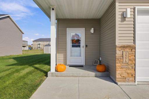 3556 17th Street S, Moorhead, MN 56560