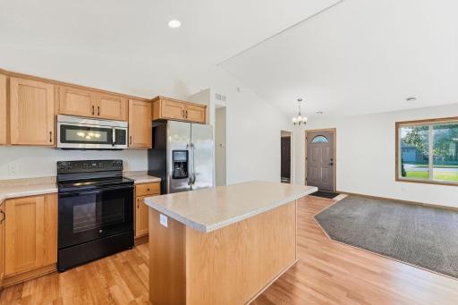 1651 Payton Court NE, Sauk Rapids, MN 56379