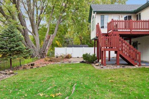 6287 22nd Street N, Oakdale, MN 55128