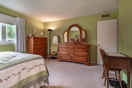 1320 S Mabelle Avenue, Fergus Falls, MN 56537