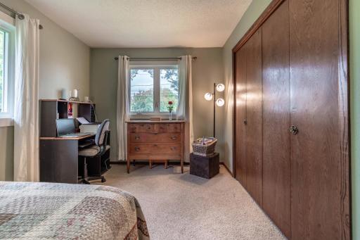 1320 S Mabelle Avenue, Fergus Falls, MN 56537