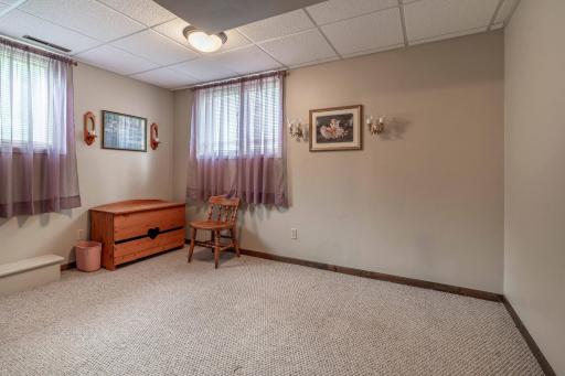 1320 S Mabelle Avenue, Fergus Falls, MN 56537
