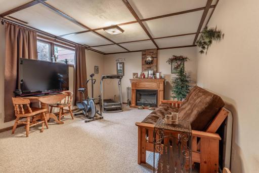 Family Room - Electric Fireplace Unit Does not stay!