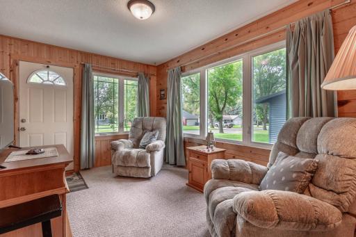 1320 S Mabelle Avenue, Fergus Falls, MN 56537