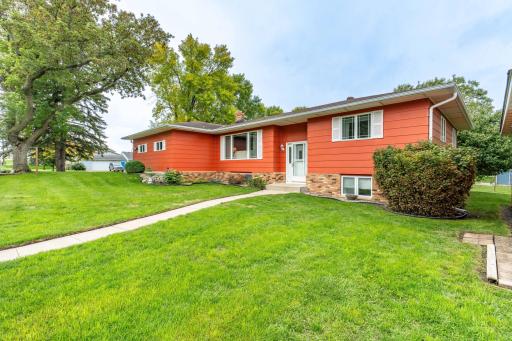 1320 S Mabelle Avenue, Fergus Falls, MN 56537