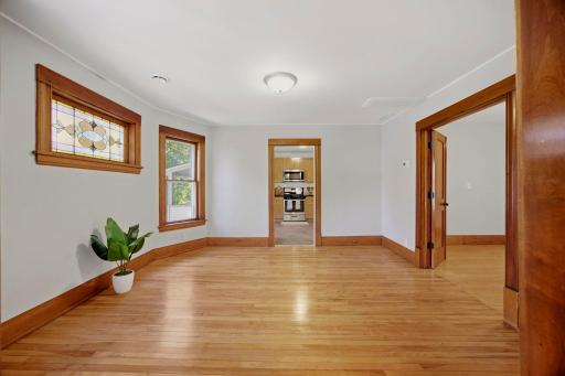 516 8th Avenue NE, Minneapolis, MN 55413