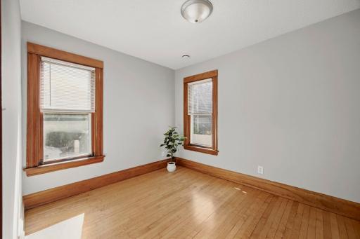 516 8th Avenue NE, Minneapolis, MN 55413