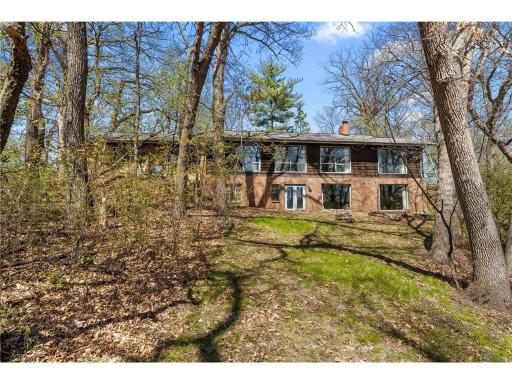 556 County Road C, Roseville, MN 55113