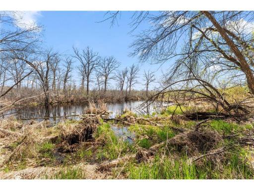 556 County Road C, Roseville, MN 55113