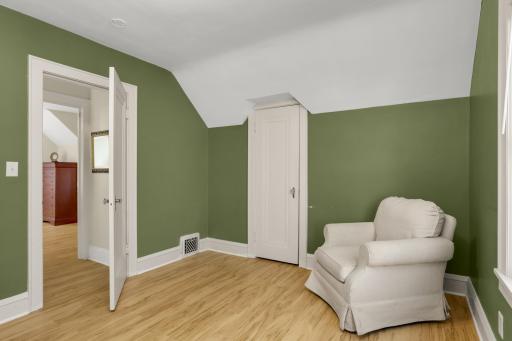 5315 36th Avenue S, Minneapolis, MN 55417