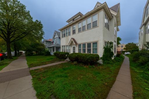 2015 2nd Avenue S, Minneapolis, MN 55404