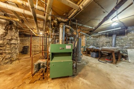 2015 2nd Avenue S, Minneapolis, MN 55404