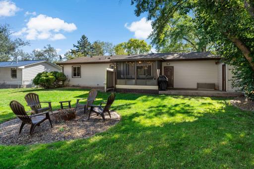 11132 97th Place N, Maple Grove, MN 55369